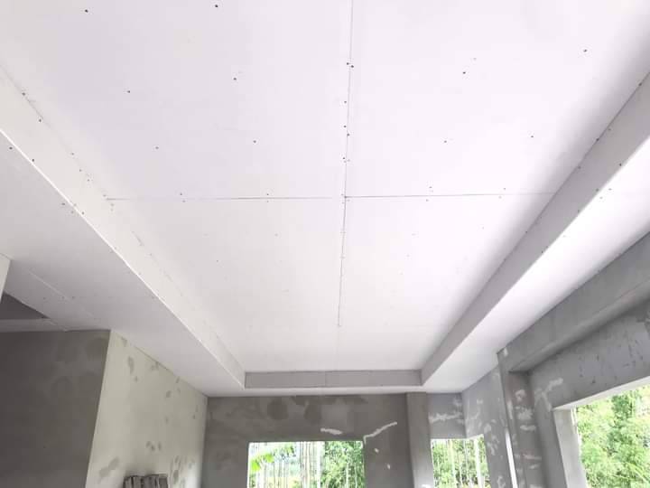 รับติดตั้งกระจกอลูมิเนียม