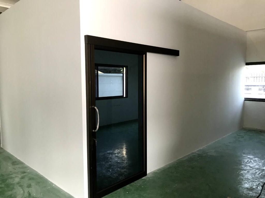 รับติดตั้งผนังเบา